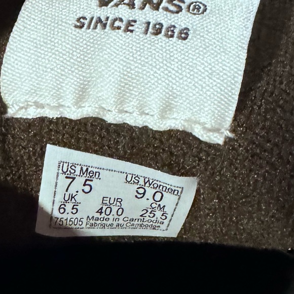 Brown vans.  Men’s 7.5, women’s 9. - Picture 3 of 3